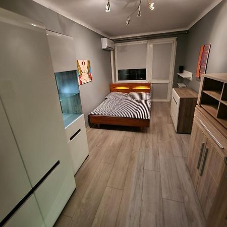 Luxury Aparments Klimatyzacja Z Prywatnym Parkingiem Appartement Radom Buitenkant foto